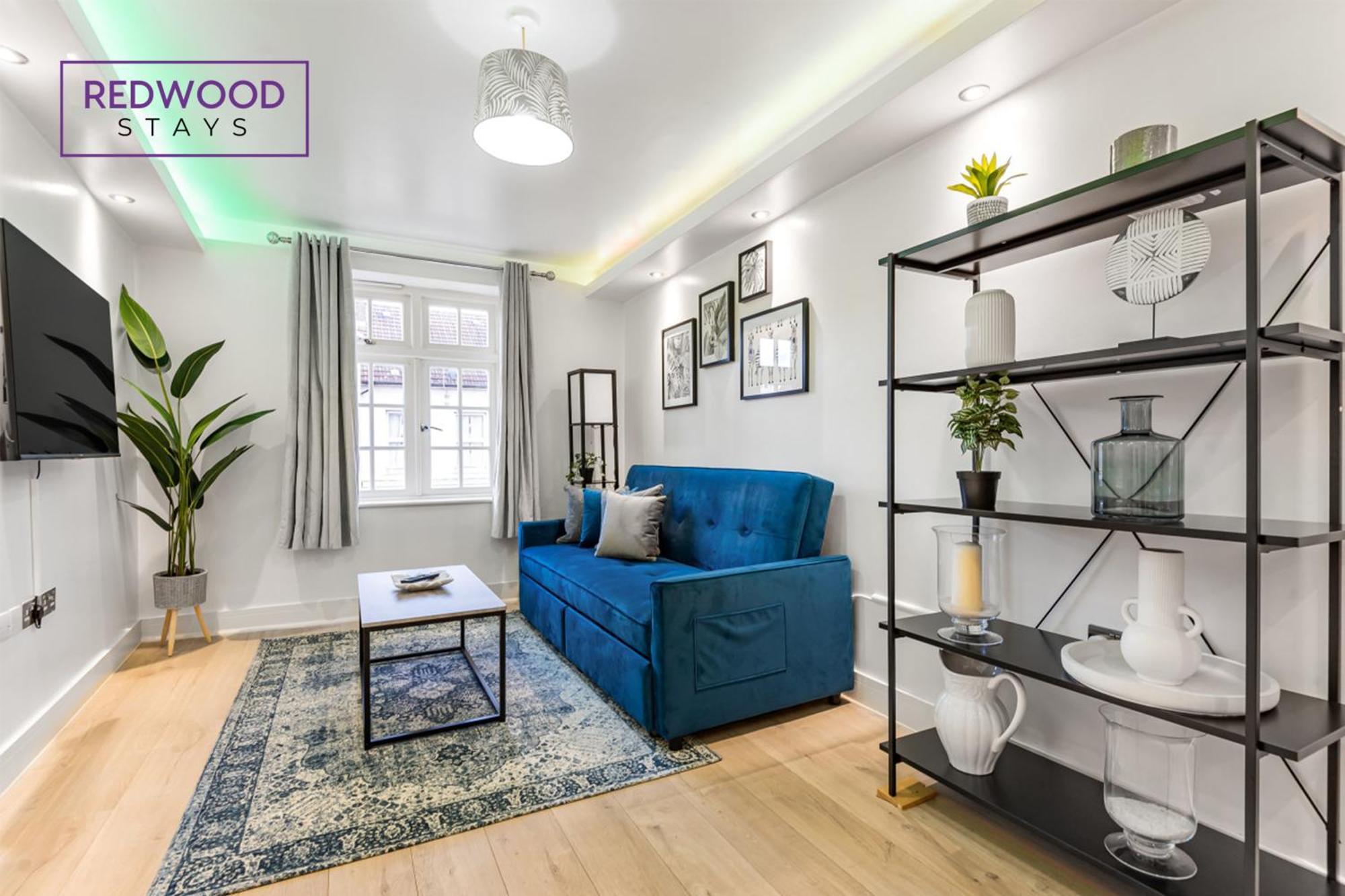 Redwood Stays: Corporate Town Center With Free Parking * Aldershot